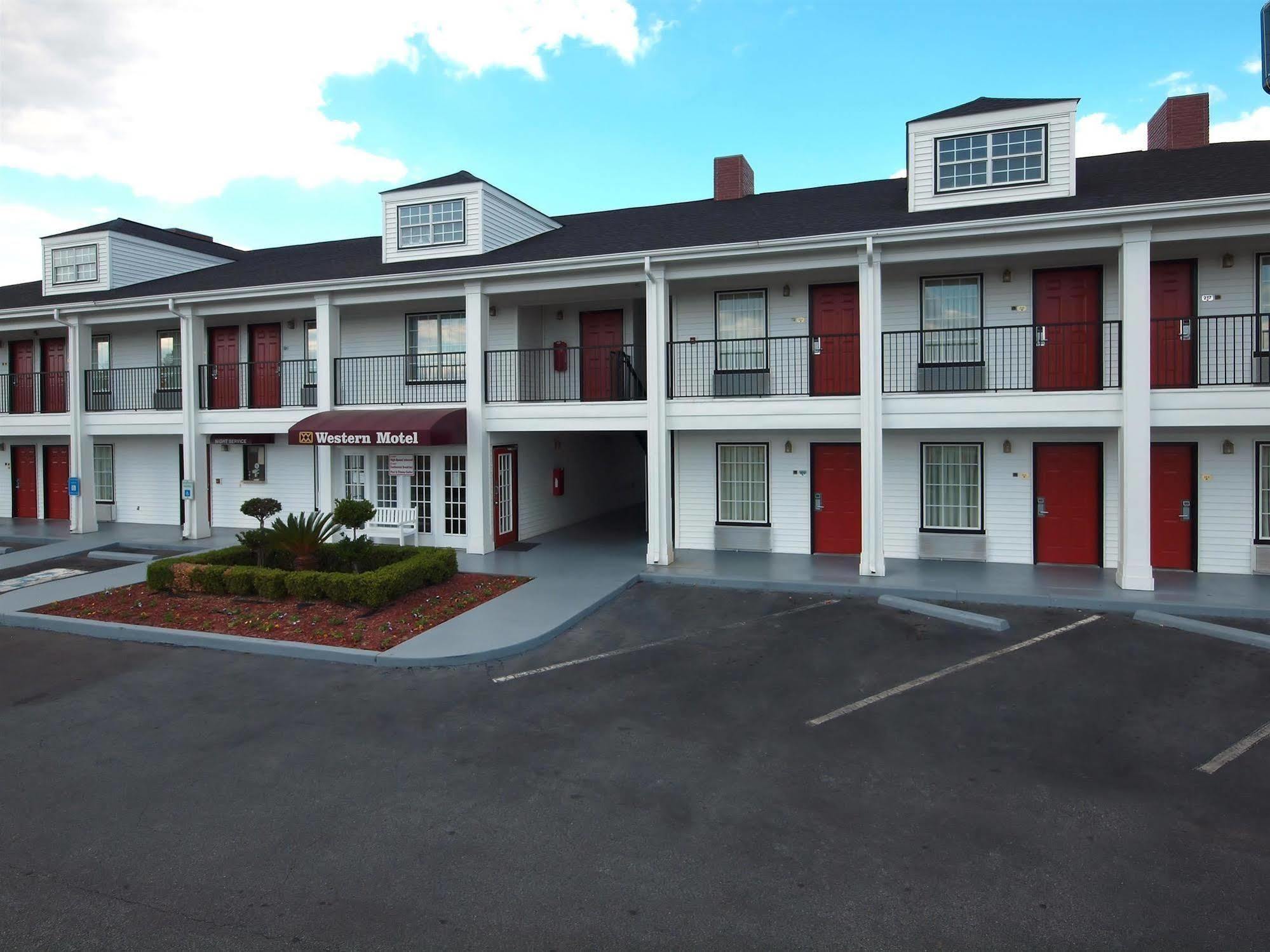 Western Motel Fitzgerald Exterior foto